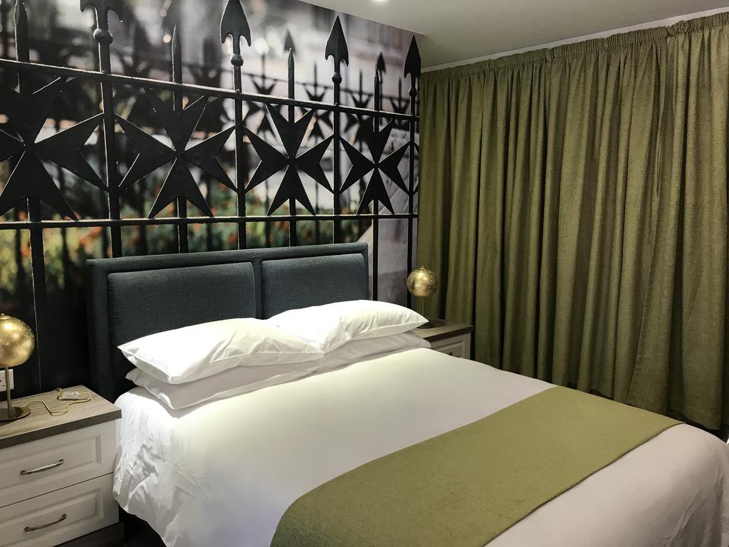 Jean De Valette Boutique Living Apartment Valletta Bagian luar foto