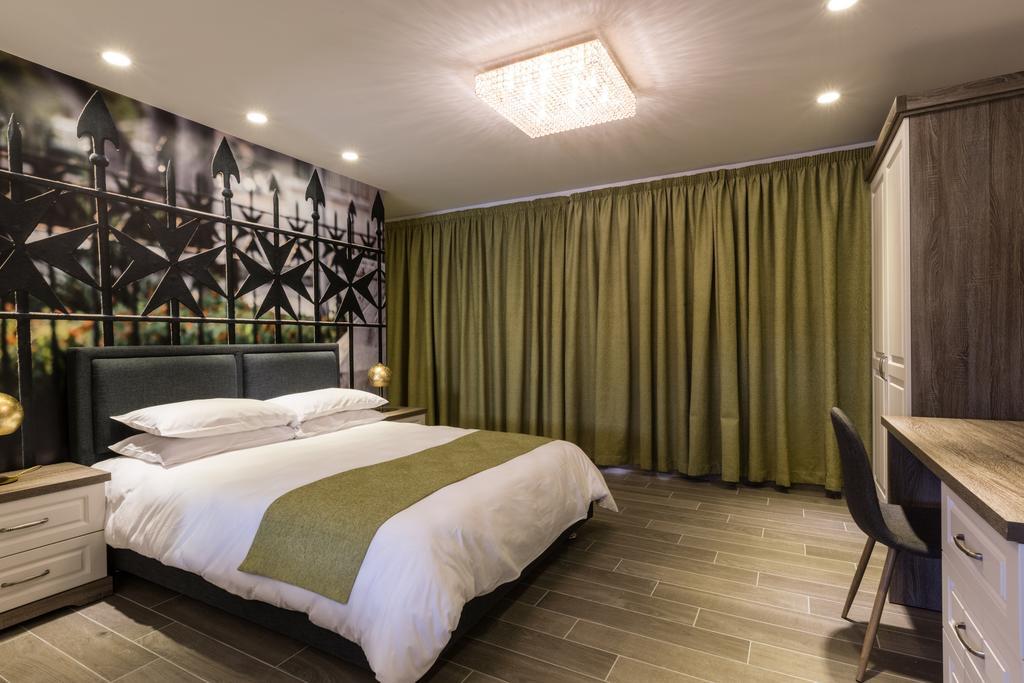 Jean De Valette Boutique Living Apartment Valletta Bagian luar foto